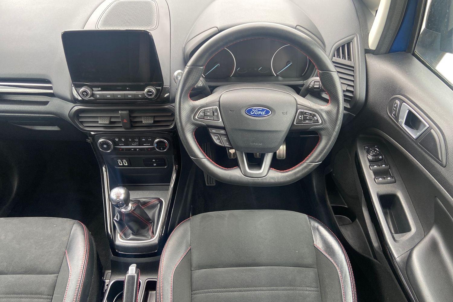 Ford ECOSPORT Photo 10