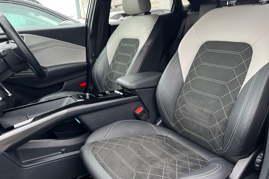 Ford Puma Gen-E Photo autoimg-9f332e64f4dff811affead8126a4fad7365acf03.jpg