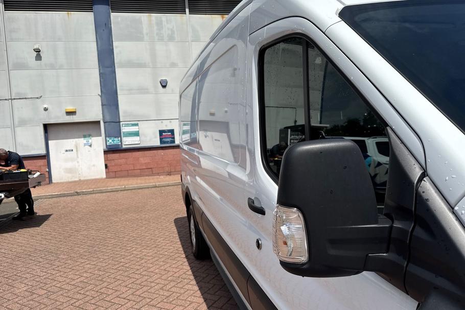 Used Ford TRANSIT LB25HXH 26