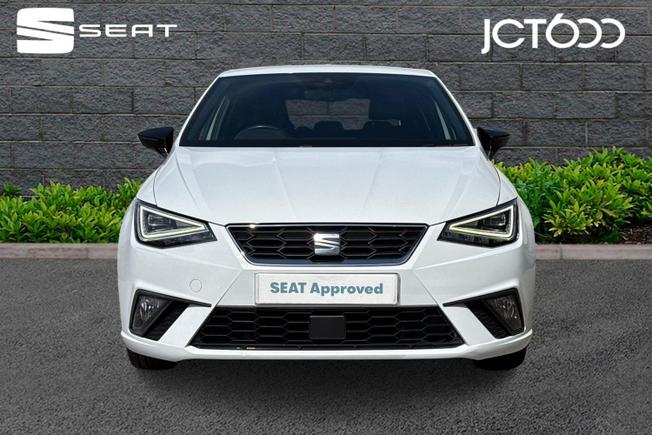 SEAT Ibiza Photo 8