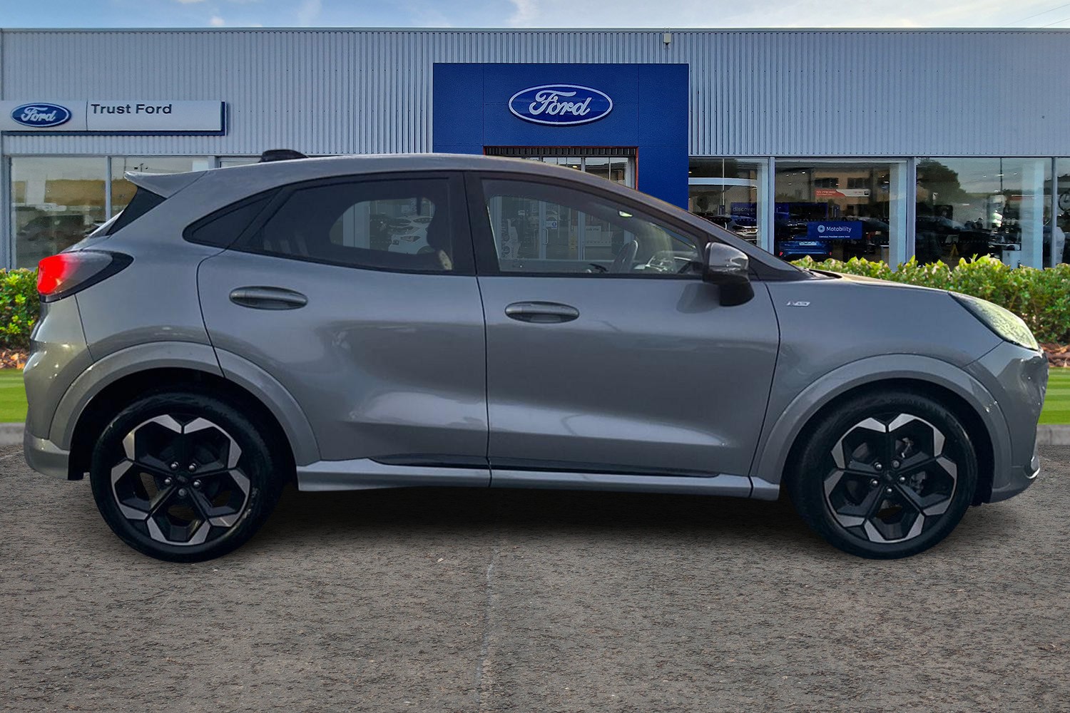 Ford PUMA Photo 2