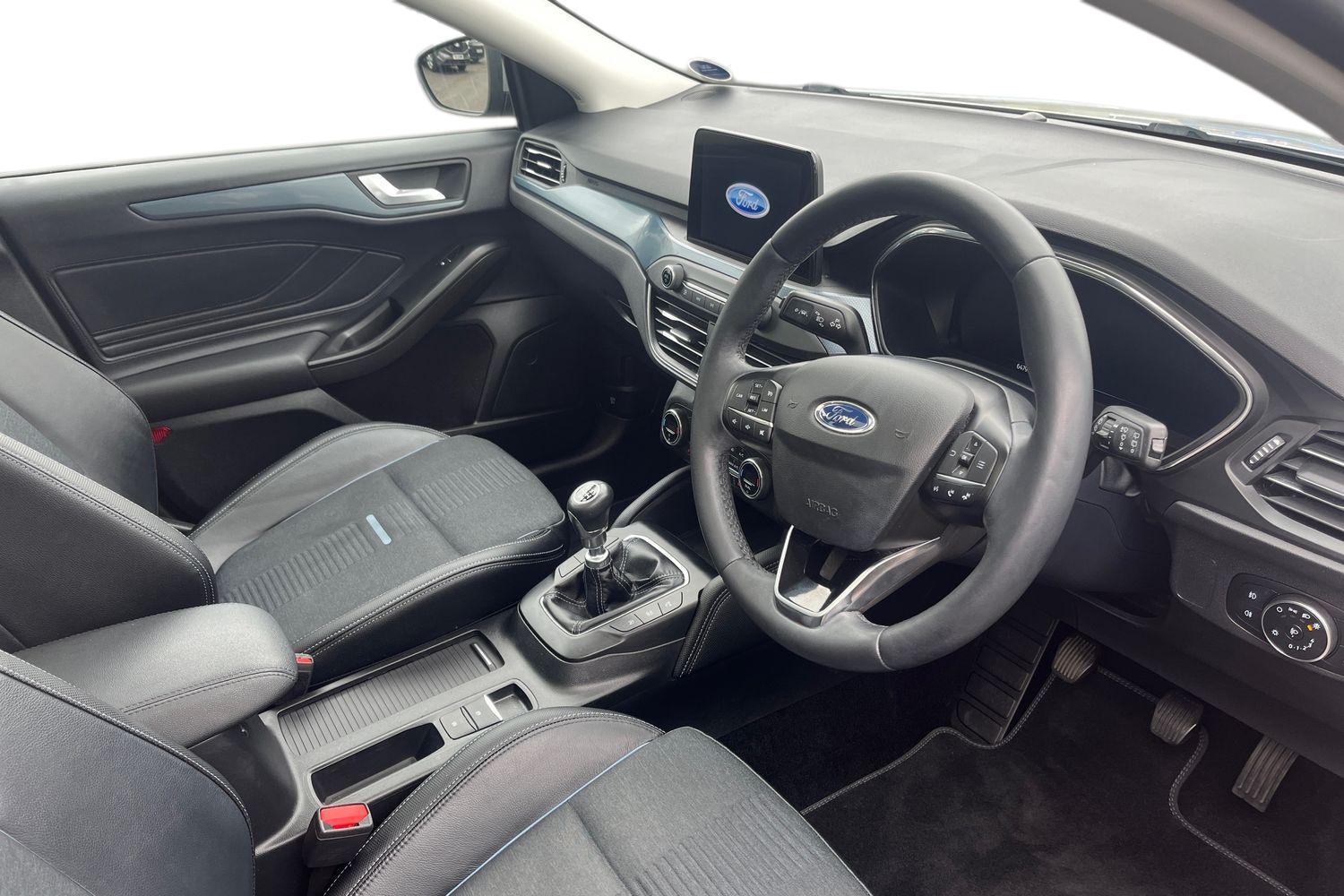 Ford FOCUS Photo 8