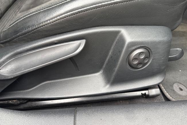 AUDI A4 Avant Photo 35