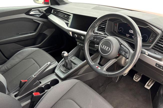 AUDI A1 Photo 6