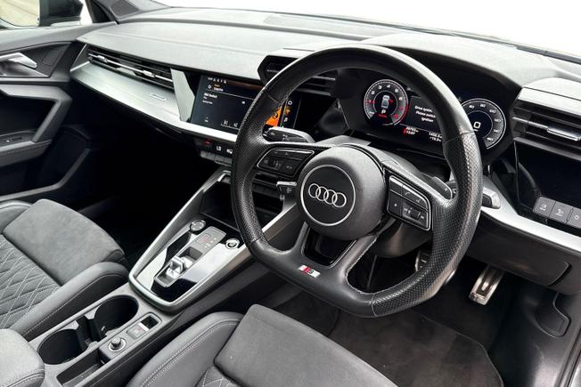 AUDI A3 Photo 6