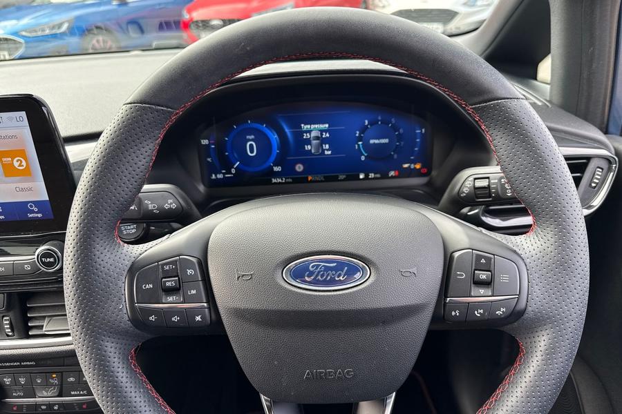 Ford Fiesta Photo autoimg-9f56d5186543ac04f105bef02e02b40fb1924e01.jpg