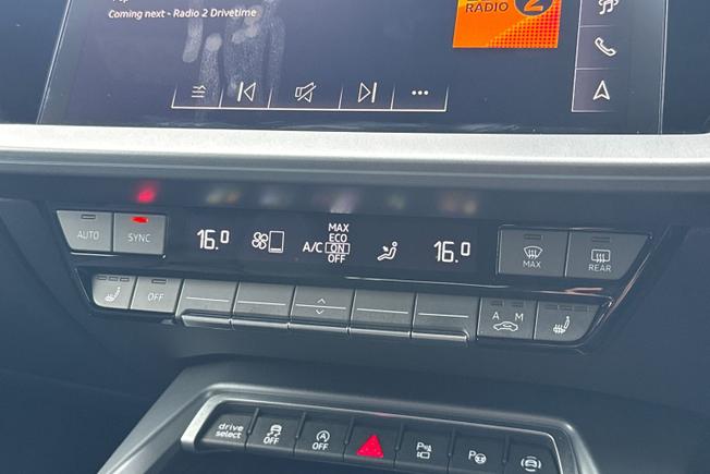 AUDI A3 Photo 35
