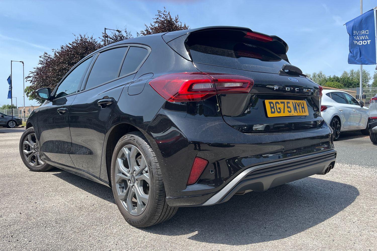Ford Focus Photo 37