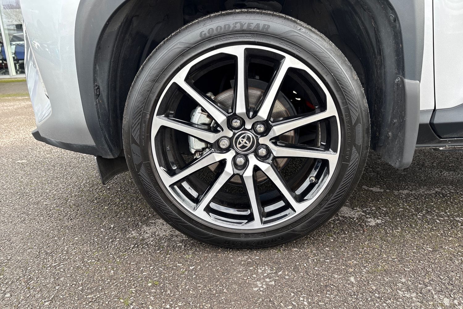 Toyota YARIS CROSS Photo 7