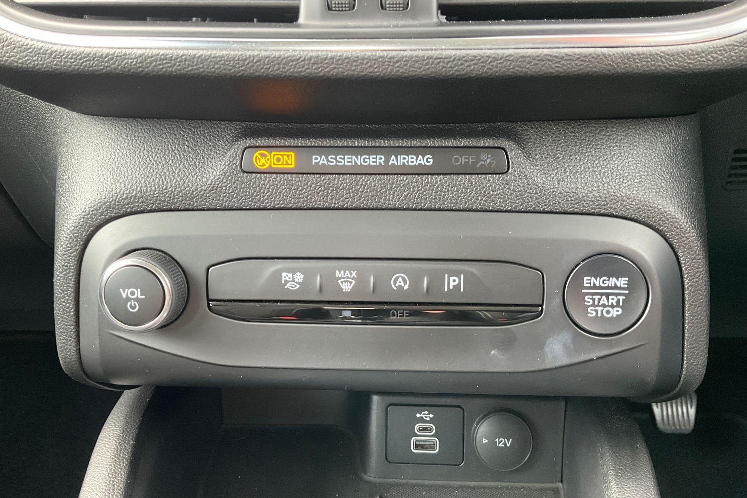 Ford Focus Photo 28