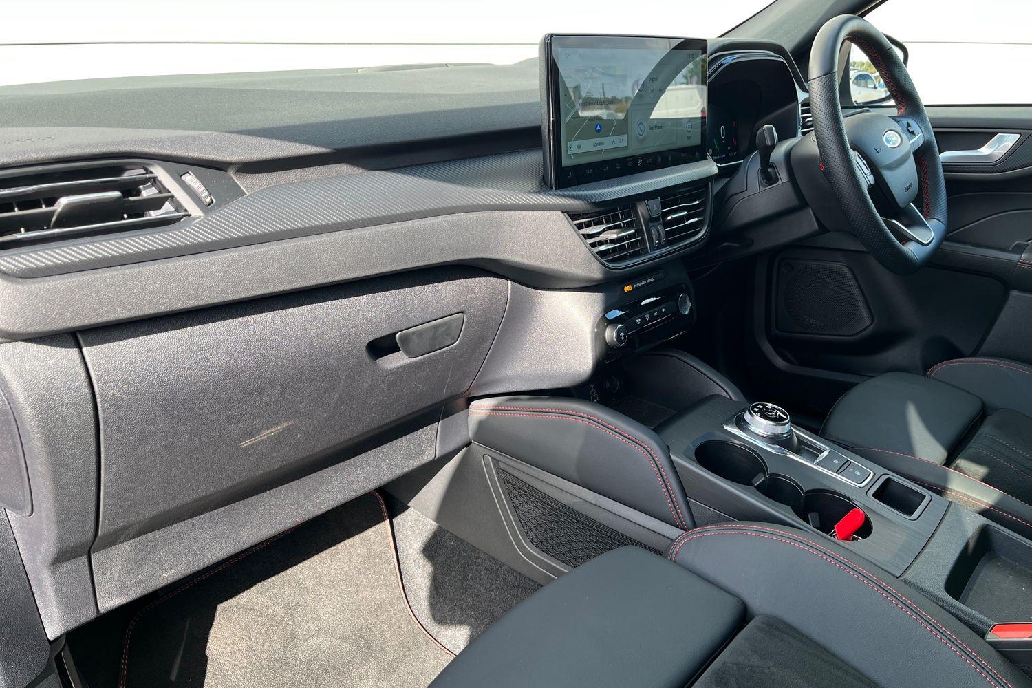 Ford KUGA Photo 17