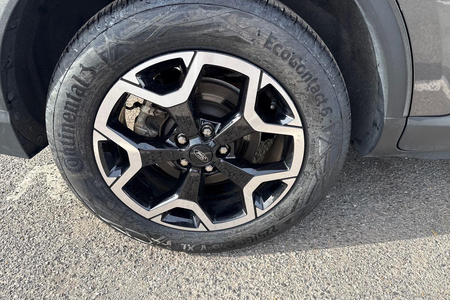 Ford KUGA Photo 36