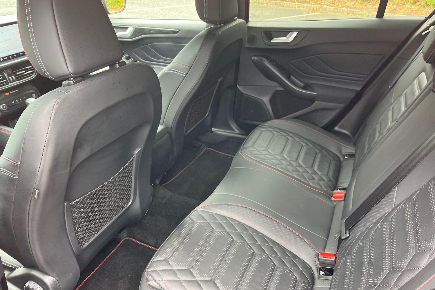 Ford FOCUS Photo 37