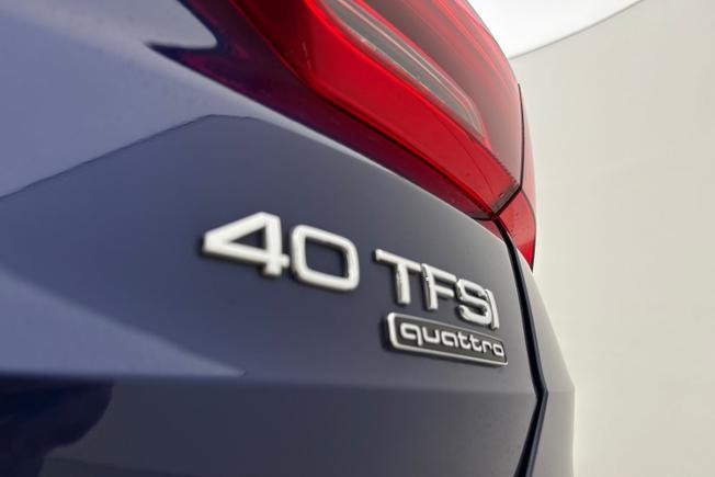 AUDI Q3 Photo 25