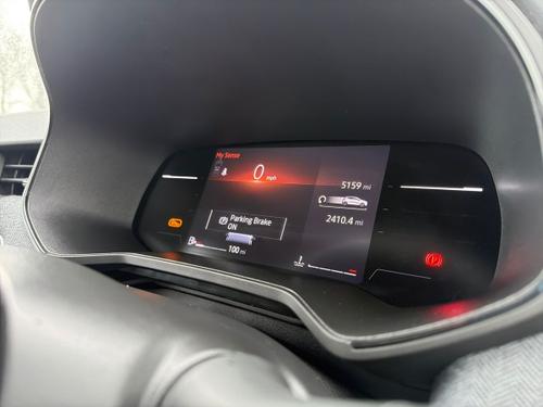 Renault CLIO Photo autoimg-9f6ff52c030830acbbbd8b98c4245d65c10a59a5.jpg