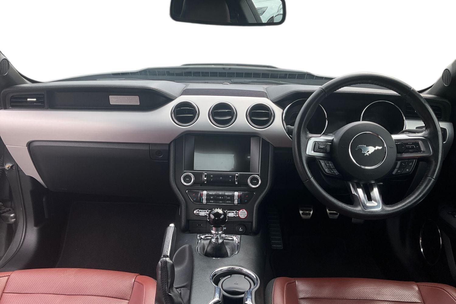 Ford MUSTANG Photo 9