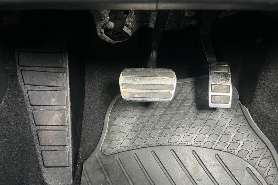 Ford KUGA Photo autoimg-9f795dd9095c66c37598625d82883048246ee696.jpg