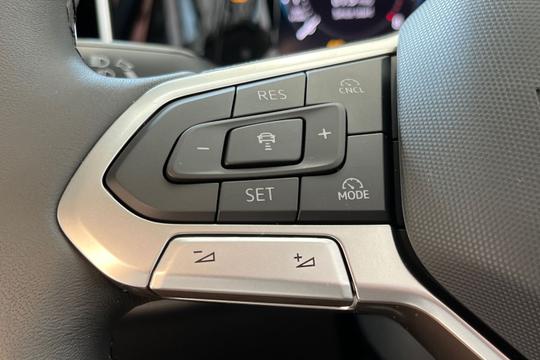 Volkswagen Golf Photo autoimg-9f7a8488f728b06c982a4fc8dd36318b20a8ad8f.jpg
