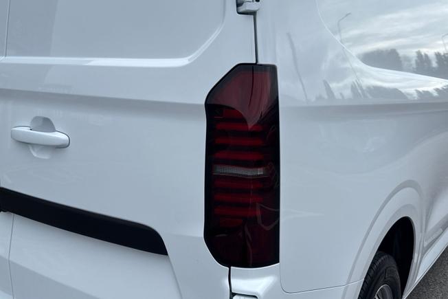 VOLKSWAGEN  Transporter Photo 18
