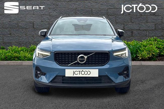 VOLVO Xc40 Photo 8