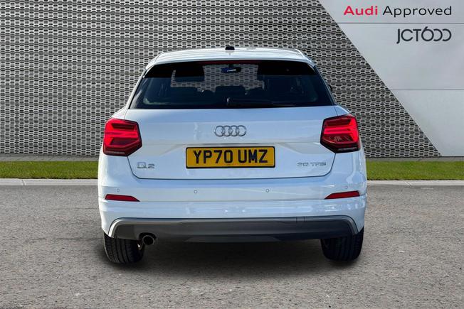 AUDI Q2 Photo 7