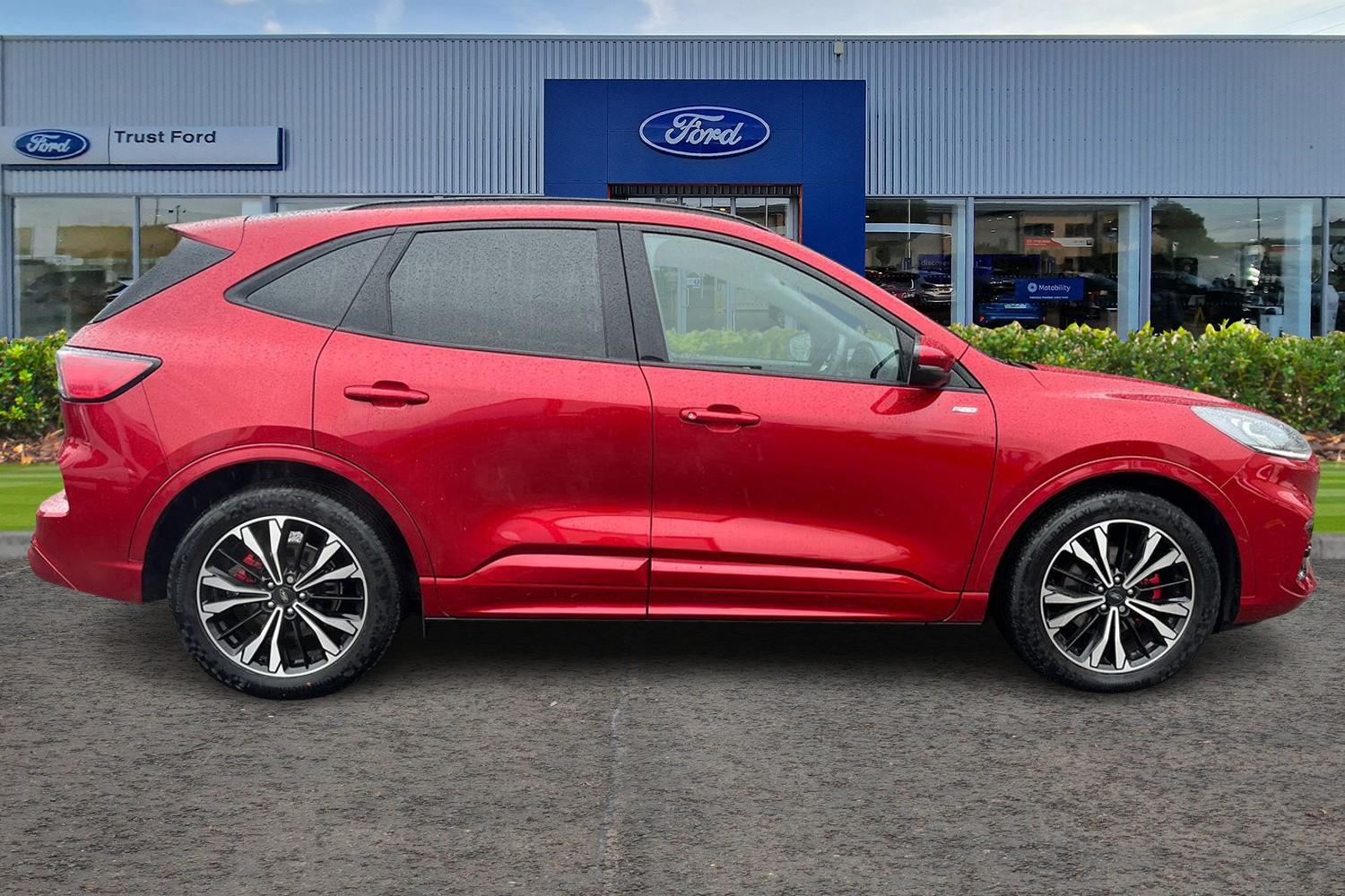 Ford KUGA Photo 2