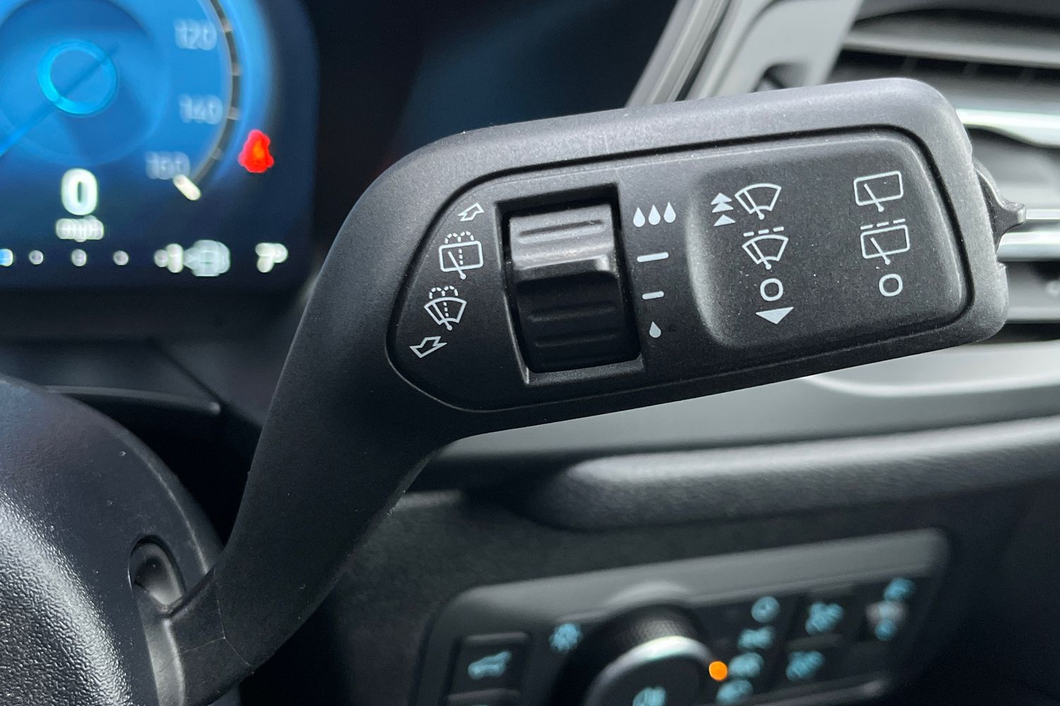 Ford KUGA Photo 14