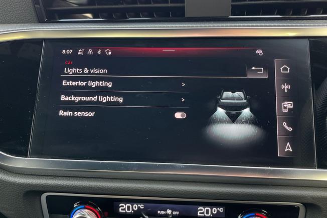 AUDI Q3 Photo 37
