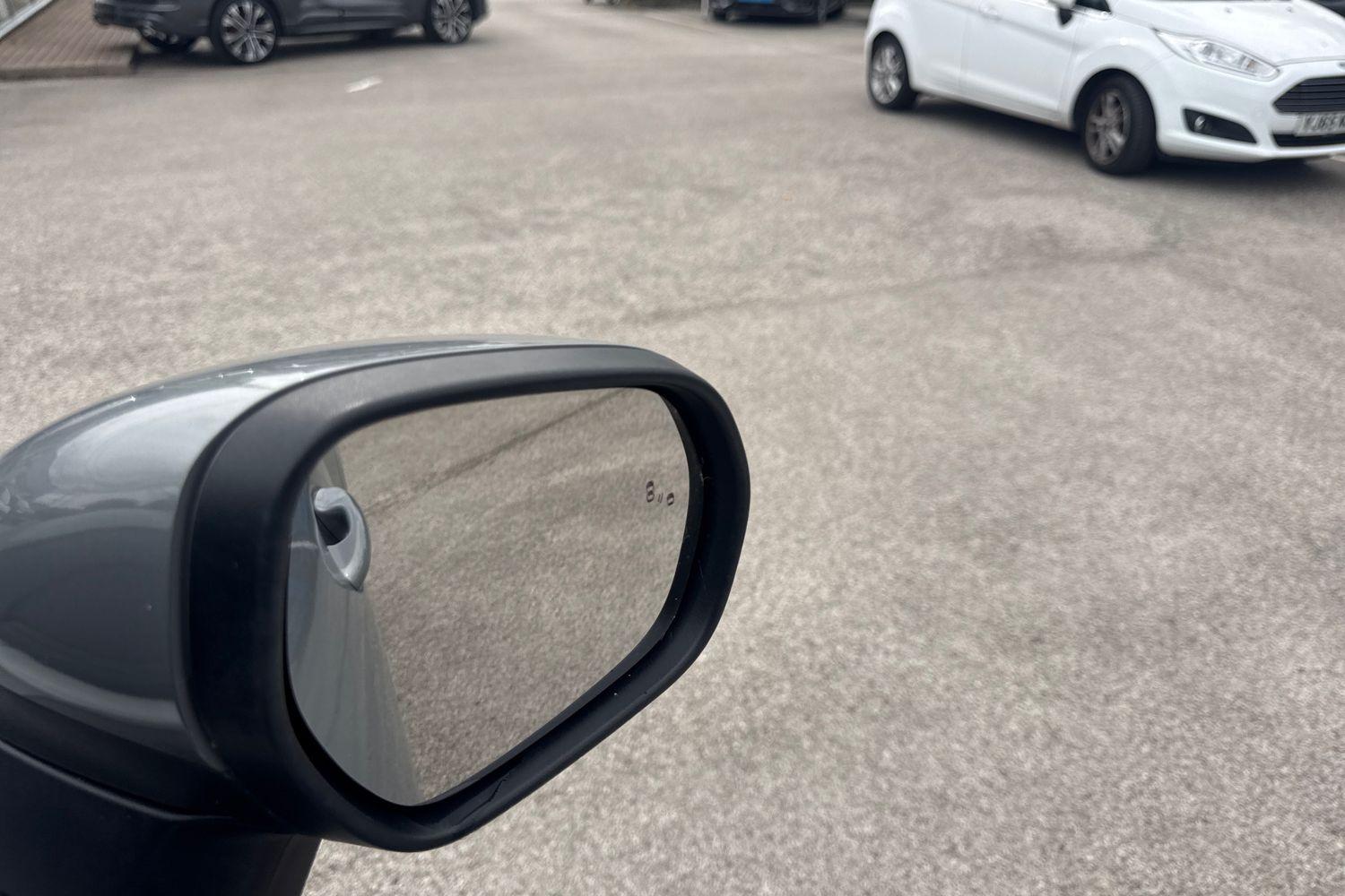 Ford PUMA Photo 22