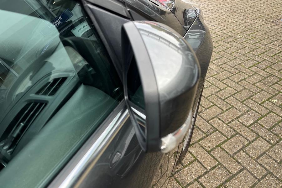 Ford FOCUS Photo autoimg-9f9921266f1e335053fcfbe892ac0d26e2e944d1.jpg