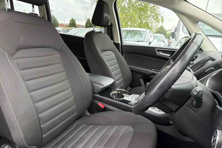 Ford GALAXY Photo autoimg-9f9aba28767416c197c596bcc7e2f899357740de.jpg