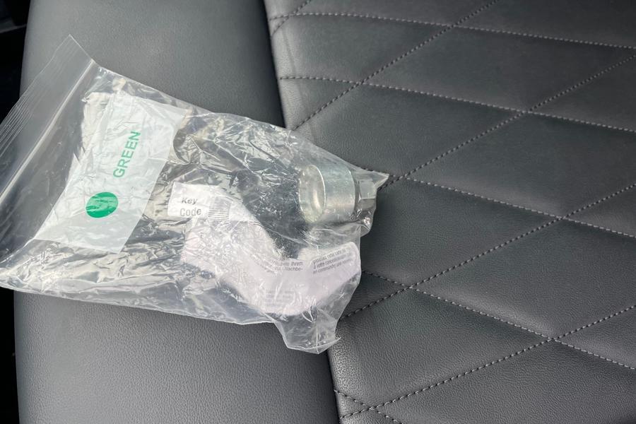 Ford EXPLORER Photo autoimg-9f9fe9b60985ef192de9530b8d946770f644d744.jpg
