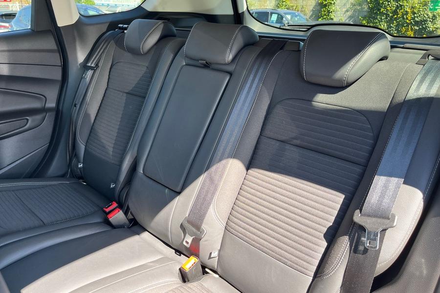 Ford KUGA Photo autoimg-9fa2c9153f7f863420d1be112b74e6cfca41dbb7.jpg