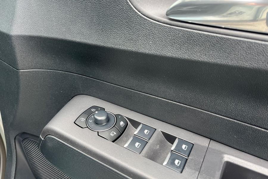 Ford E-Tourneo Courier Photo autoimg-9fa32cdbdab318cb31486054e6023c9390eec98d.jpg