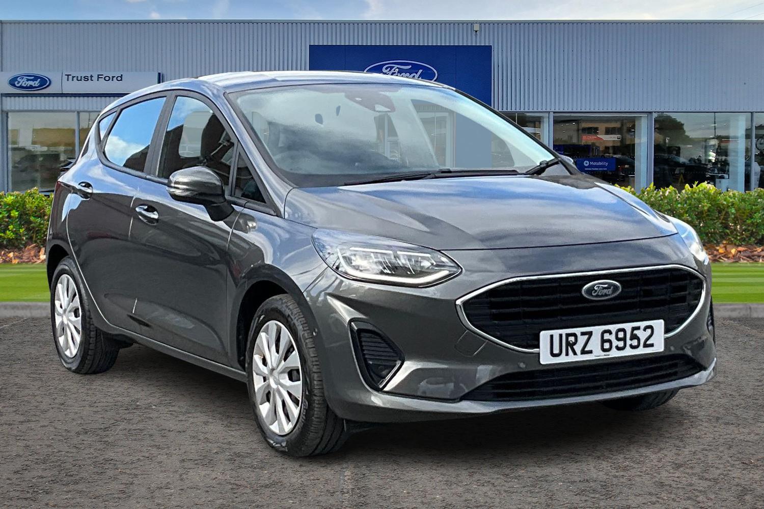 Ford FIESTA Photo 0