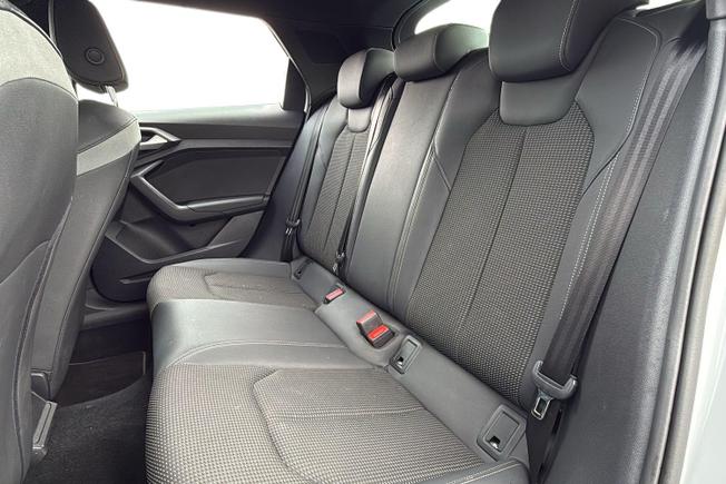 AUDI A1 Photo 9