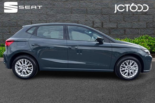 SEAT Ibiza Photo 4