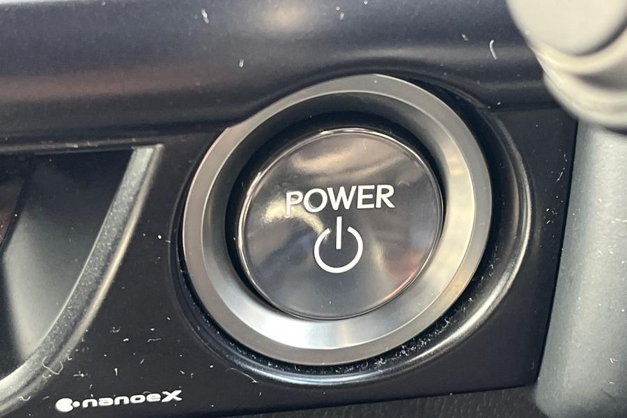 Lexus UX Photo autoimg-9fa81196e0da98ce5f3862a2aa798b12d4e9594c.jpg