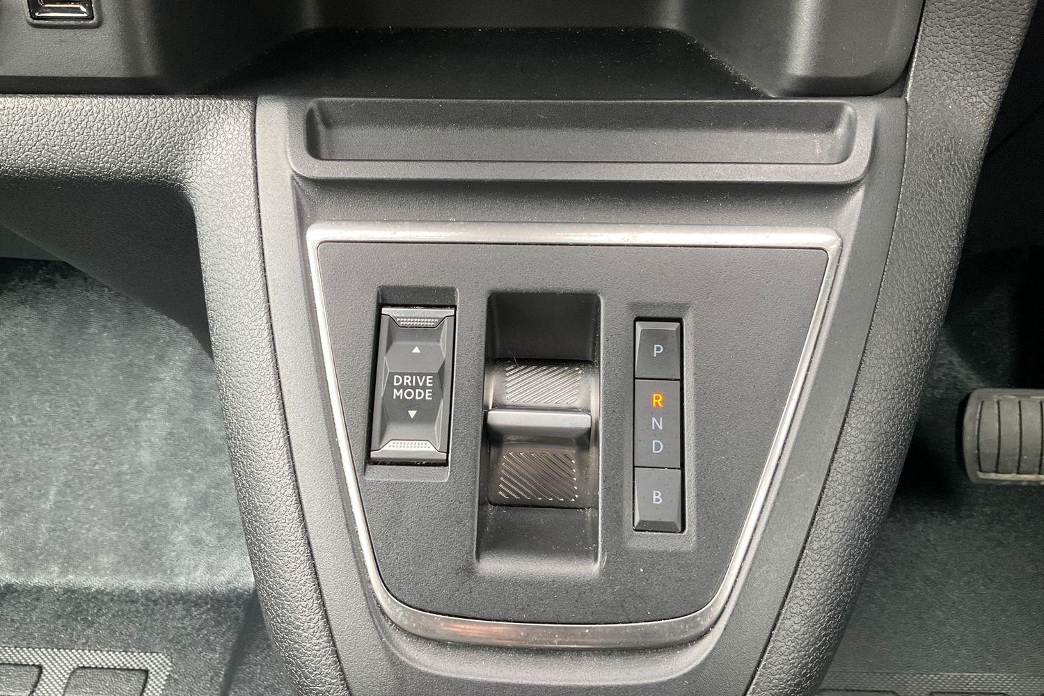Vauxhall VIVARO LIFE Photo 28