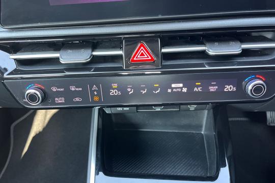 Kia Niro Photo autoimg-9fa9fdb7f5b330e0fc07a88b7b6534eefad758a2.jpg