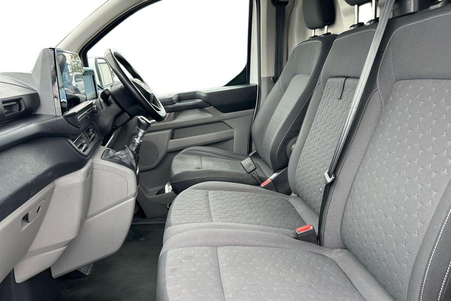 Ford TRANSIT CUSTOM Photo autoimg-9faa87e3c79feaca19567ff68299703214bb6883.jpg
