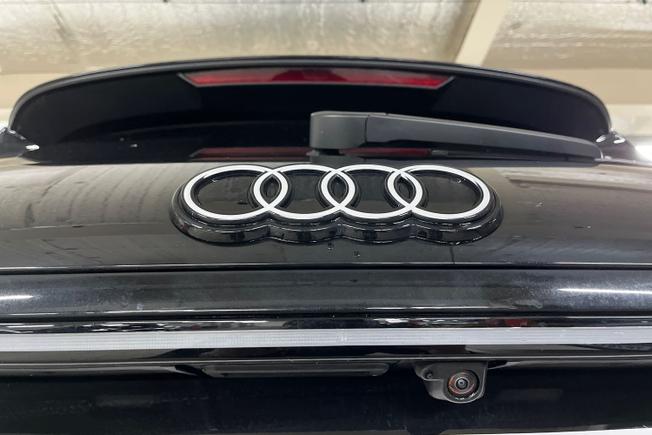 Audi Q3 Photo 36