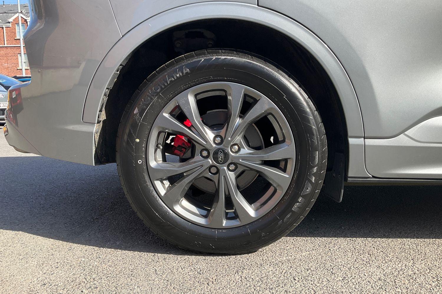 Ford KUGA Photo 7