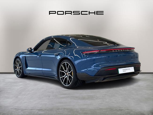 PORSCHE Taycan Photo 5