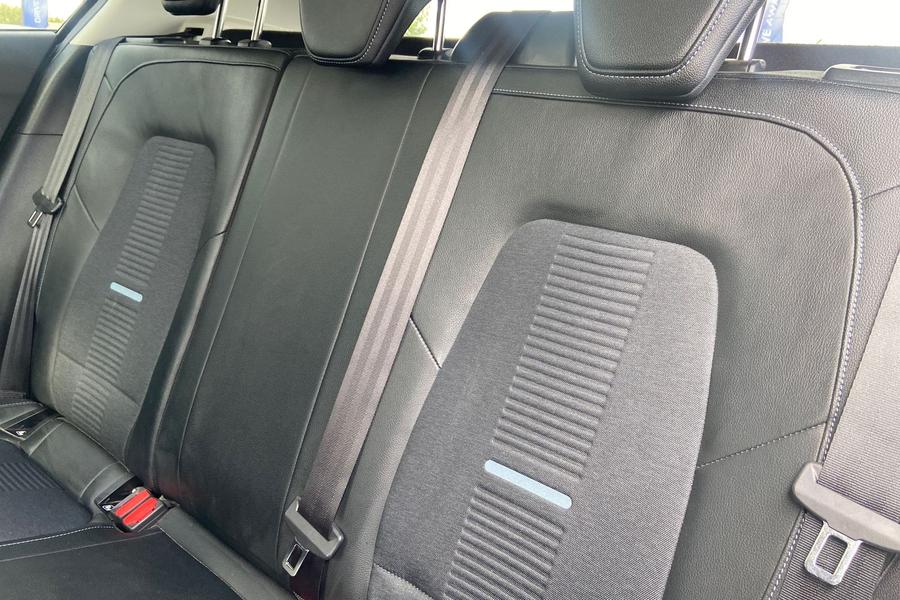 Ford FOCUS Photo autoimg-9fb599834ad28151e8b2655bed0dfe729d6b9321.jpg