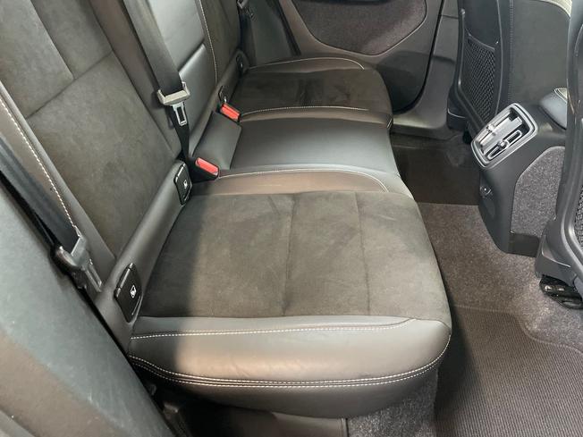 VOLVO Xc40 Photo 34