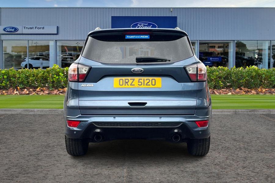 Ford KUGA Photo autoimg-9fb9eec0025e4249f27cc1b4f4b38313acc6d2a6.jpg
