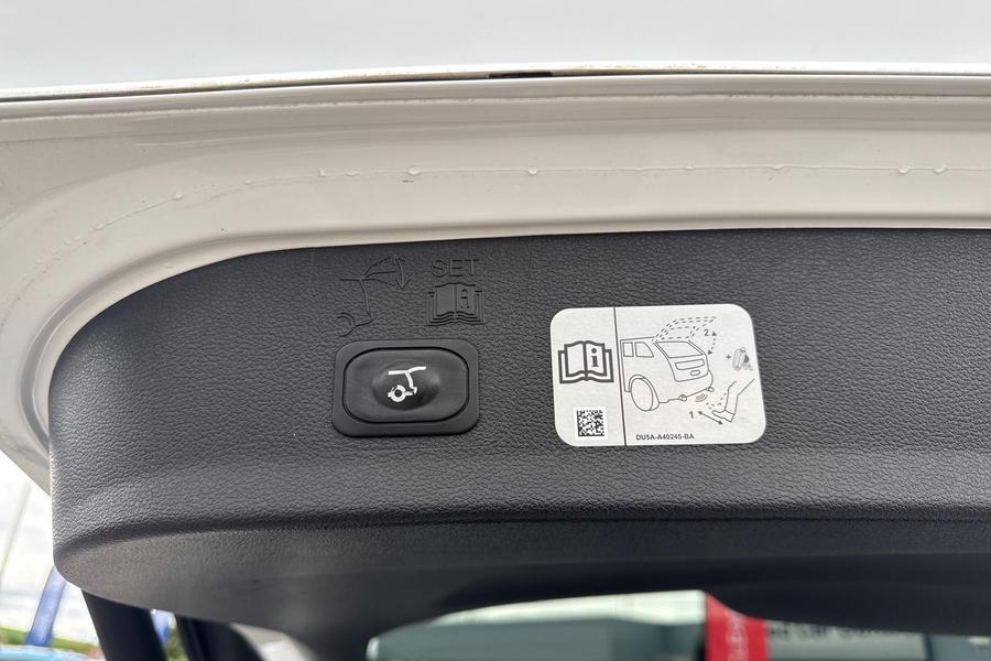 Ford KUGA Photo autoimg-9fbc62f4a0a950d4f176d03d21ee2cc6f2f42d3a.jpg