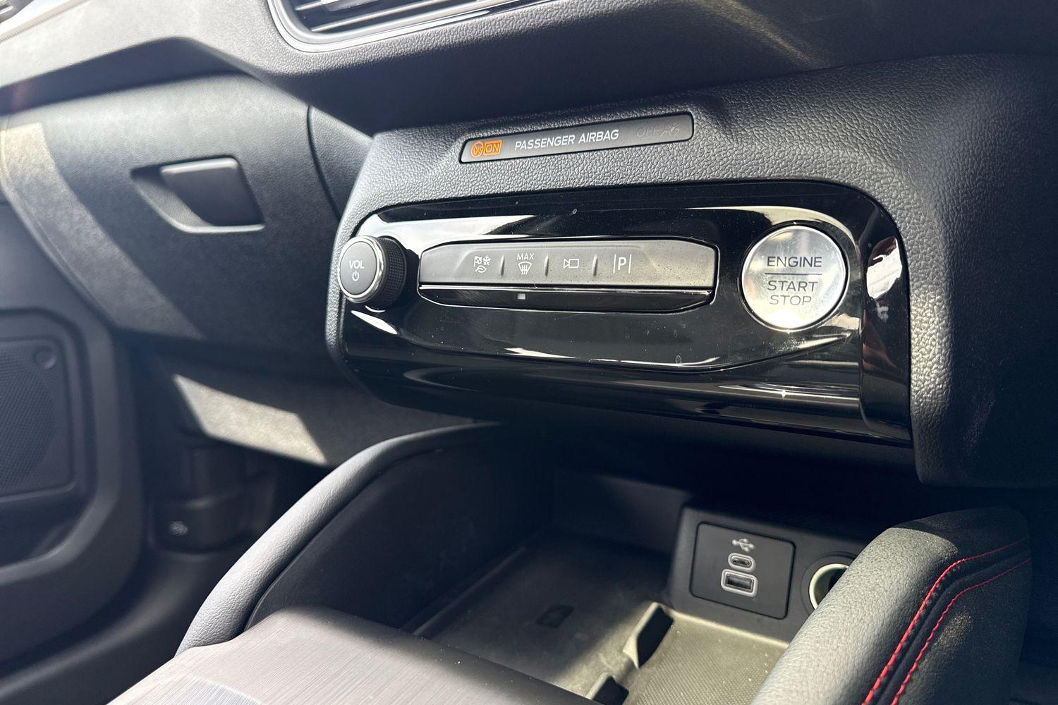 Ford Kuga Photo 37