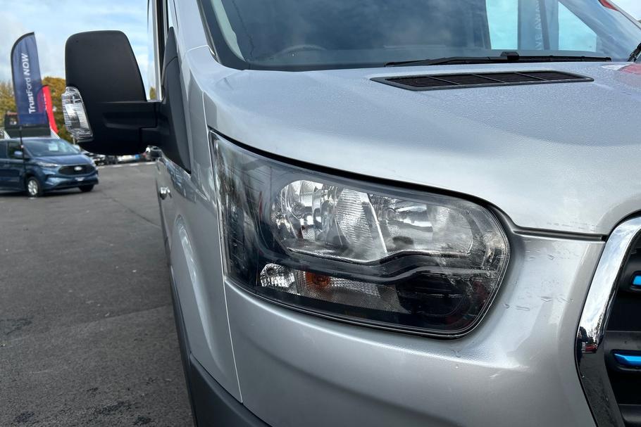 Used Ford E-TRANSIT 22